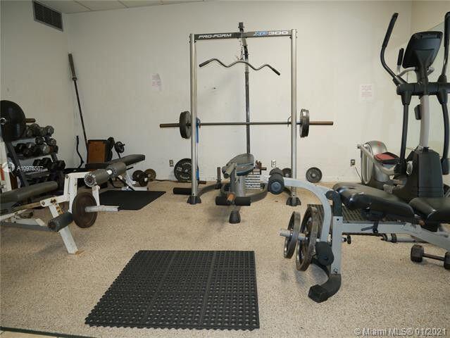 Building Photo - 4751 NW 21st St