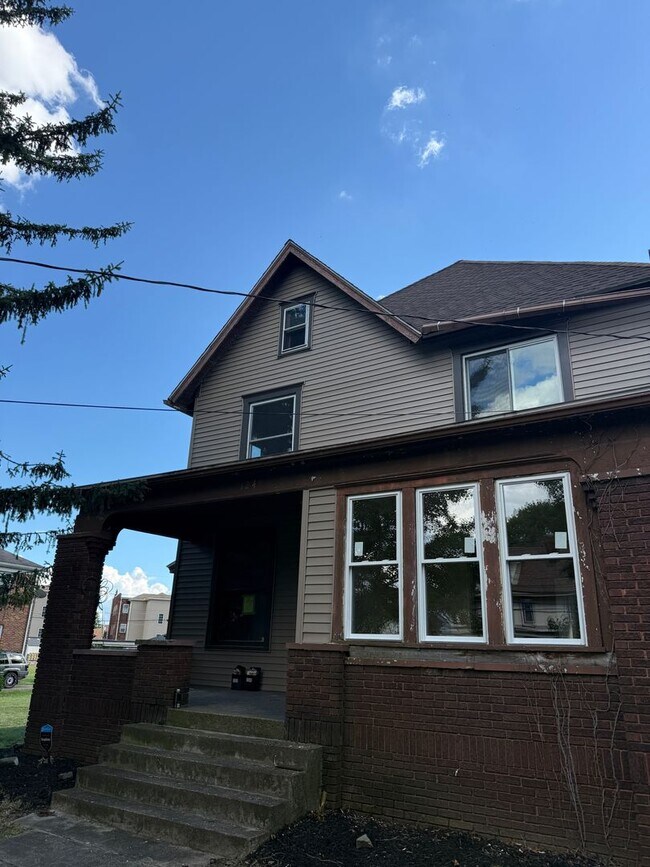 Foto del edificio - Fulton Duplex