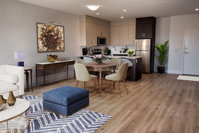 Building Photo - The Carrington Suites