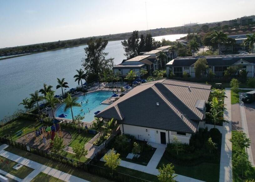 Foto principal - 20742 NE 5th Ct