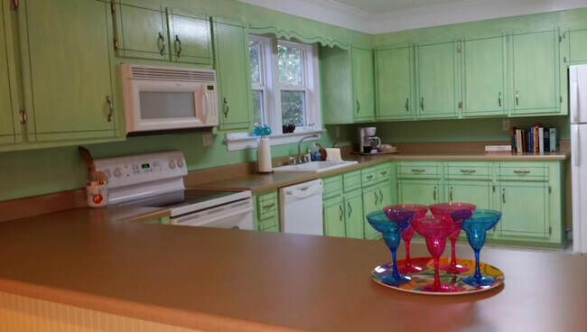 Foto del edificio - 1748 Malone Ln