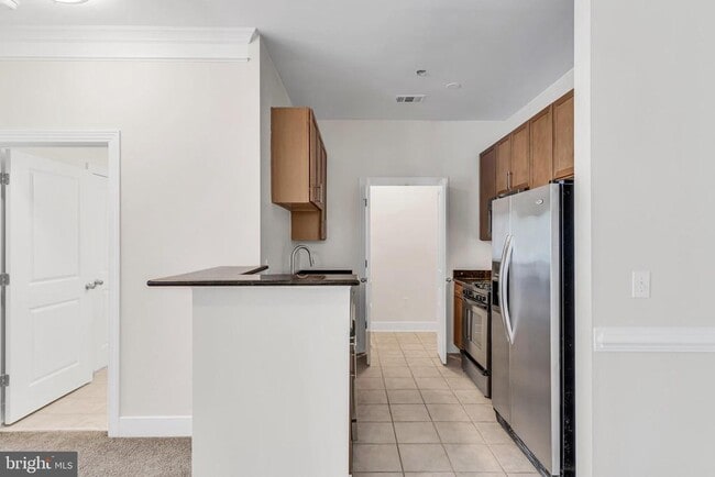 Foto del edificio - 5400 Auth Rd
