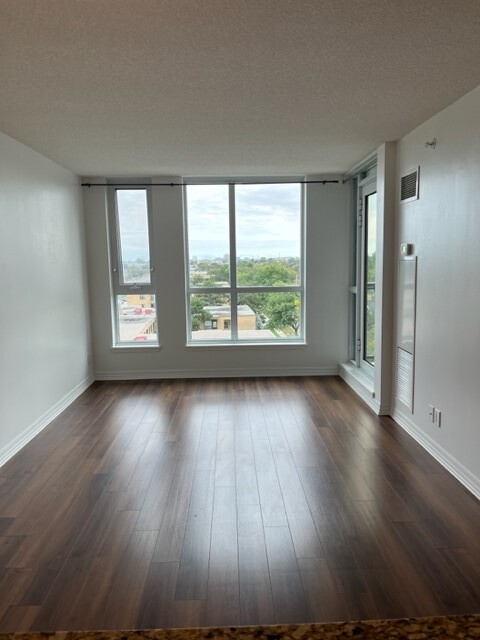 Building Photo - 80 Esther Lorrie Dr