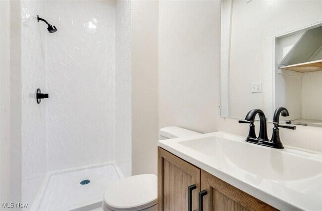 Foto del edificio - 6701 Gertrude Ave