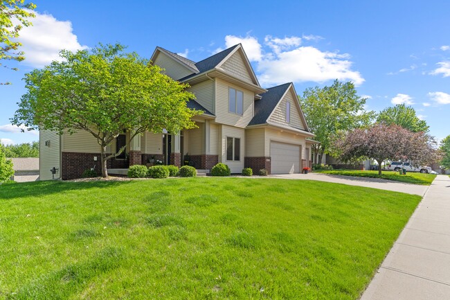 Building Photo - 1077 Prairie Grass Ln