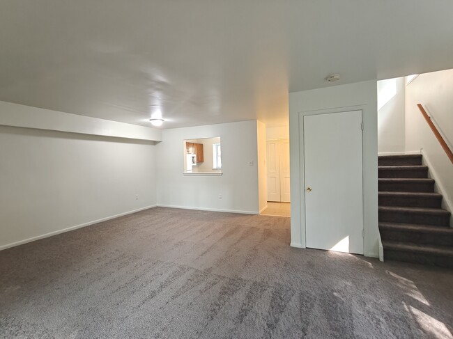 Building Photo - 10 S Indian Valley Ct
