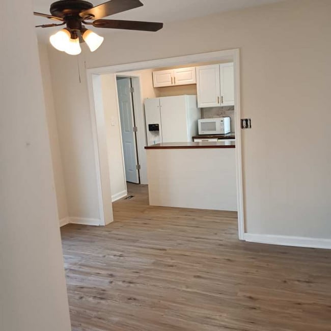 511 N 10th Ave, Hopewell, VA 23860 House Rental in Hopewell, VA