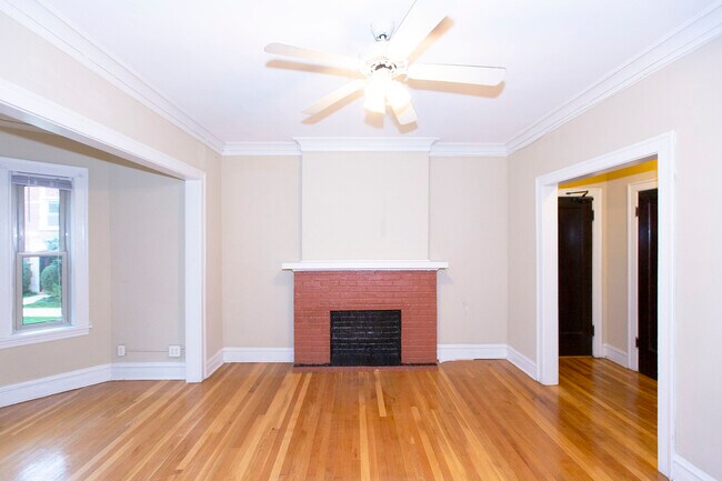 Foto del edificio - 2253 Ridge Ave