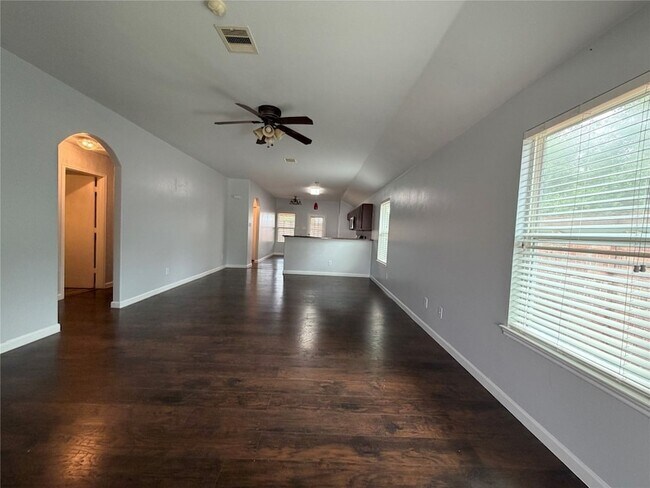 Foto del edificio - 2902 Back Bay Brook Trail