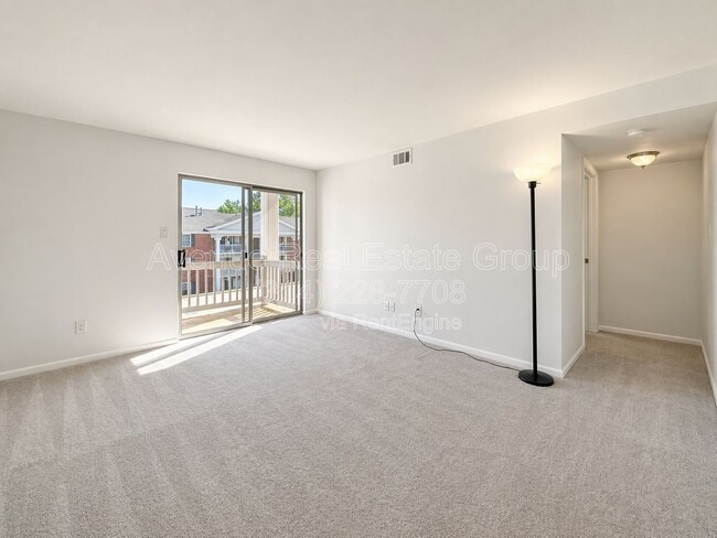 Building Photo - 7504 Triwoods Dr