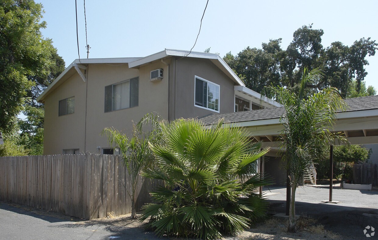 Foto del edificio - 845 Robinson St