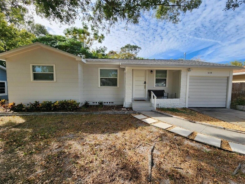 Photo - 618 S Crest Ave