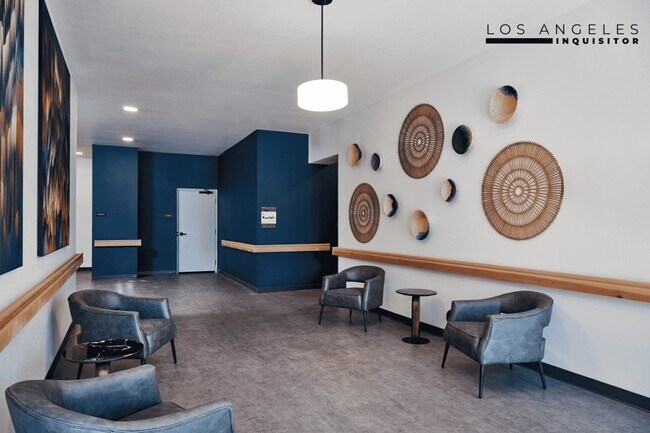 Foto del edificio - 1623 W Manchester Ave