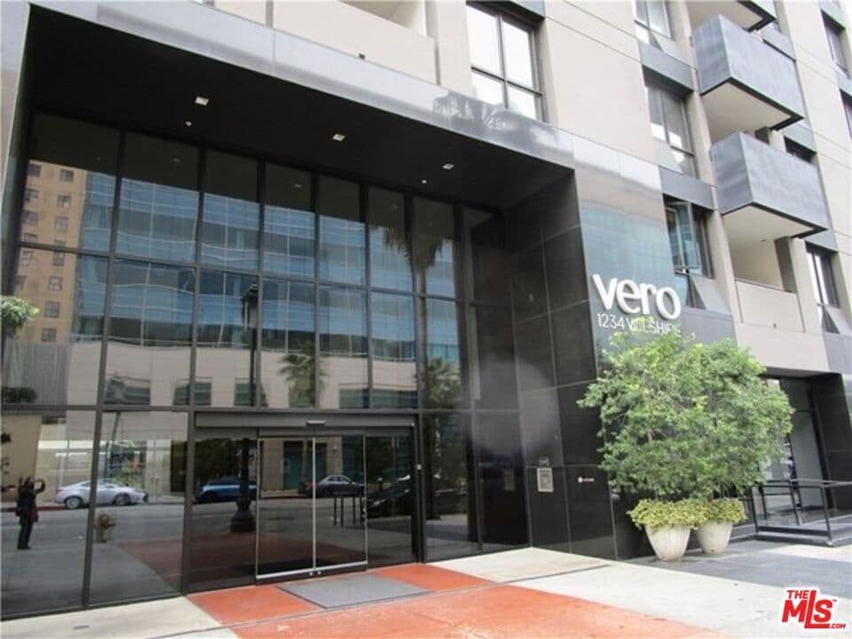 Foto principal - 1234 Wilshire Blvd