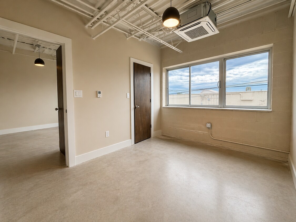 Foto del edificio - The Garden Lofts
