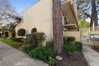 Building Photo - 11138 Aqua Vista St