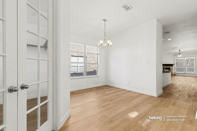 Foto del edificio - 741 Sundrop Dr