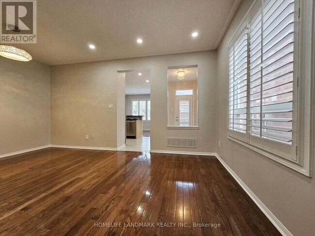 Building Photo - 1310 Galesway Blvd