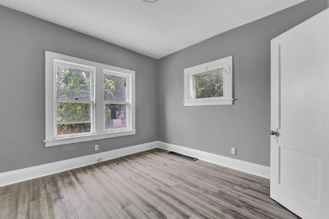 Foto del edificio - 1762 Alcoy Rd