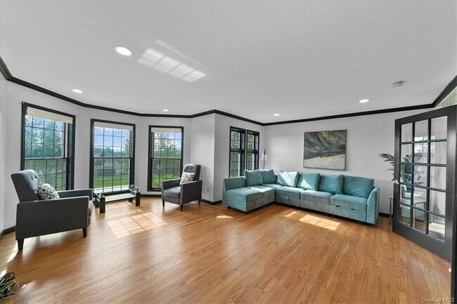 Foto del edificio - 3 Lakeview Dr