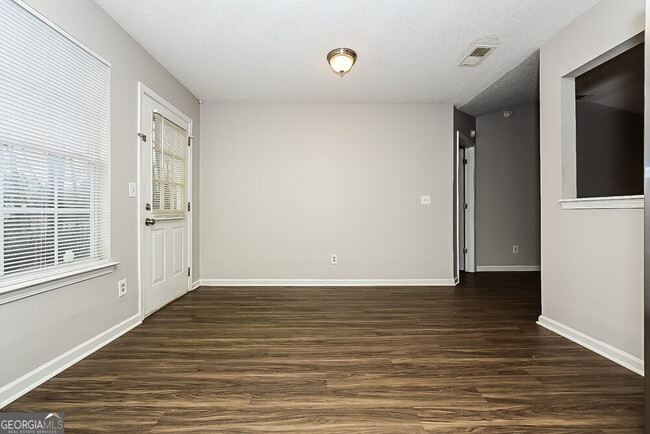 Foto del edificio - 236 Brandon Ridge Cir