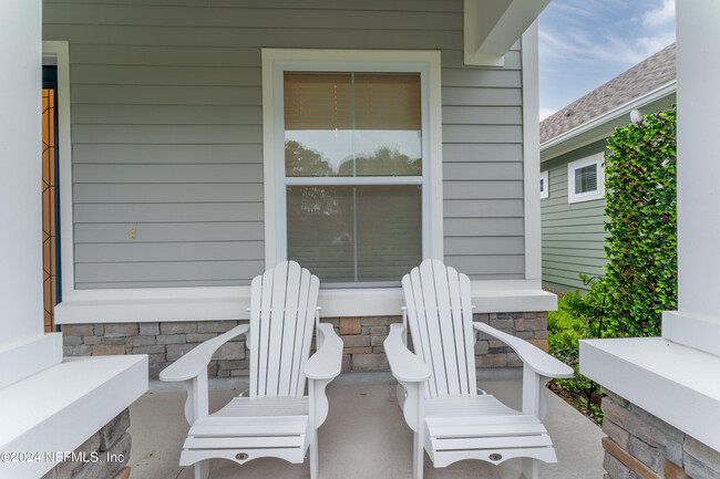 Foto del edificio - 39 Woodmere Ln