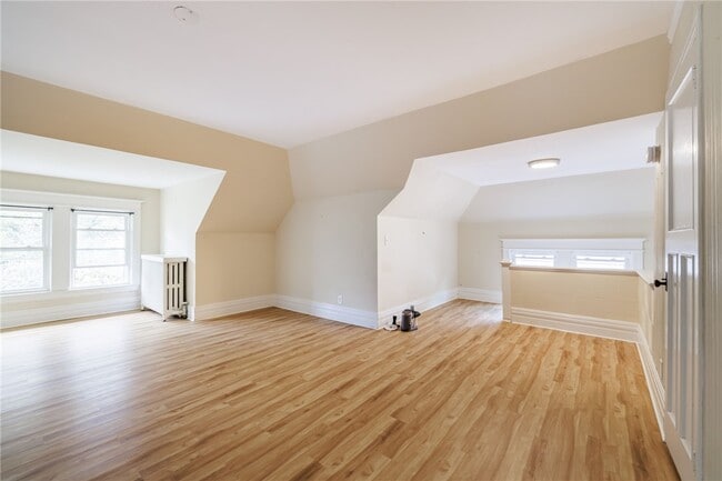Building Photo - 326 Barrington St