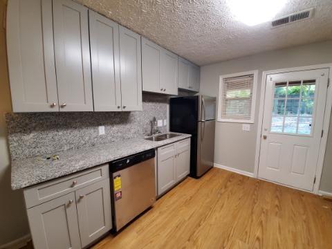 Foto del edificio - 139 Kimberly Way SW