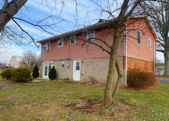 Foto del edificio - 1953 PA-212