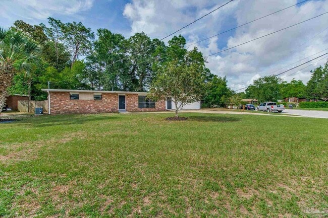 Building Photo - 3711 Tom Ln Dr