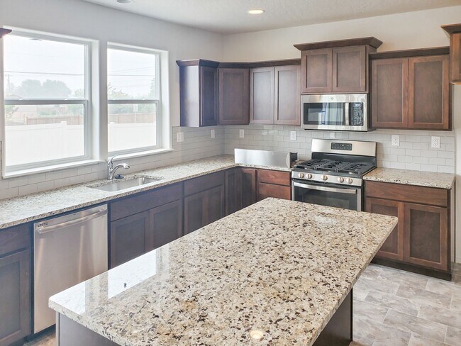 Building Photo - 4026 N Arrowleaf Lp