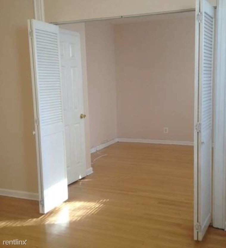 Building Photo - 2 br, 1 bath Apartment - 3148 35th St