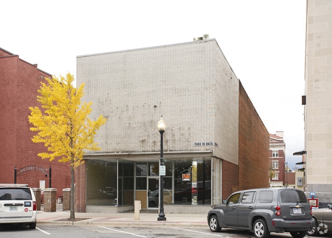 Primary Photo - Lofts of Jackson