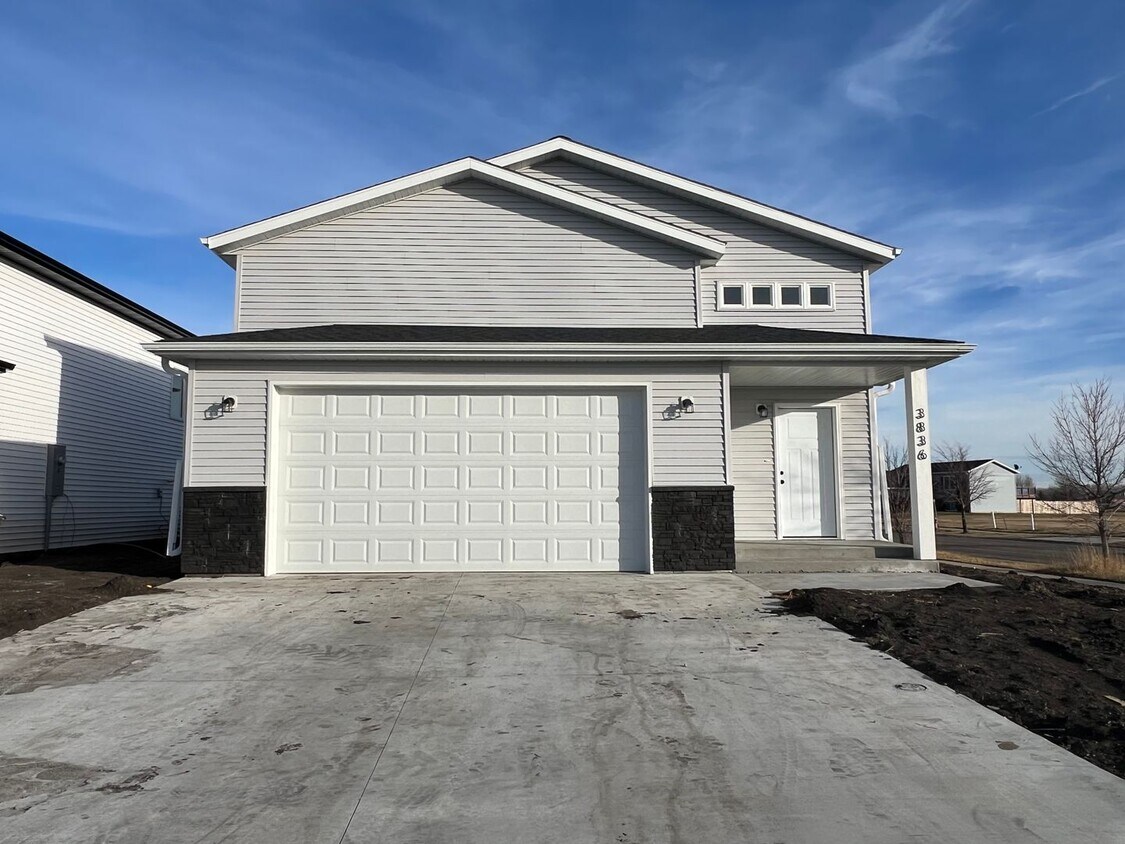 Foto principal - 3836 33rd St S