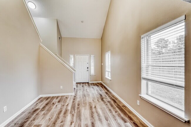 Foto del edificio - 19402 Garden Pool Ln