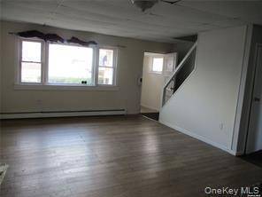 Foto del edificio - 323 Peninsula Blvd