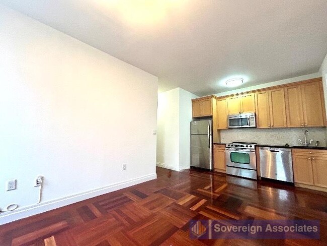 Foto del edificio - 607 W 137th St