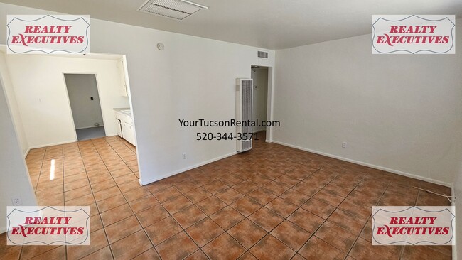 Photo - Silverlake Rd & Aviation Rd 3 Bedroom 1 ba... House