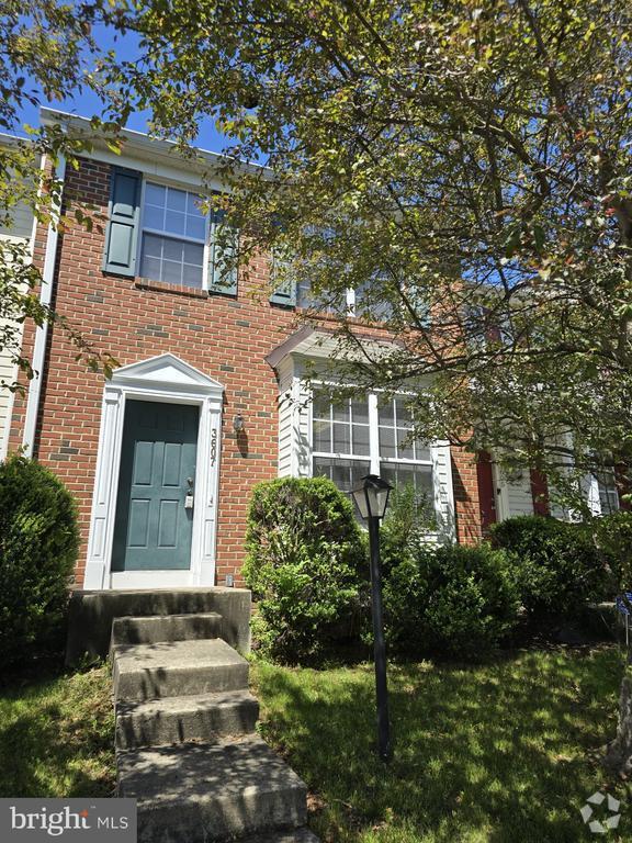 Building Photo - 3607 Matlock Pl