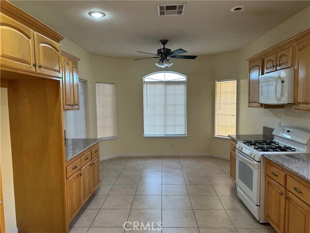 Foto del edificio - 26977 Silver Lakes Pkwy