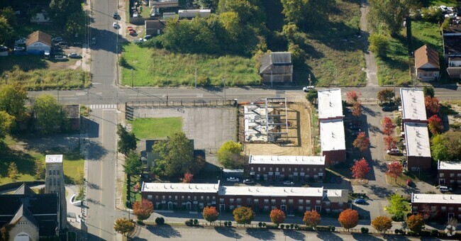 AERIAL VIEW - 280 Vance Flats