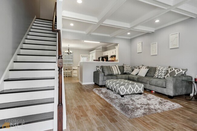 Building Photo - 2800 Parkway Cove