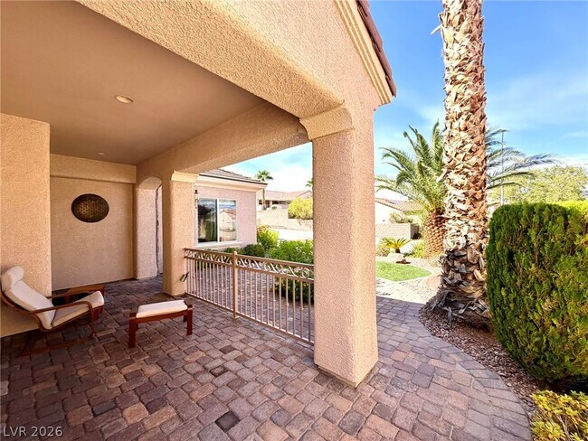 Building Photo - 2192 Canyonville Dr