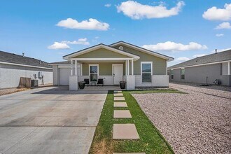 Building Photo - 1212 Hogback Wy
