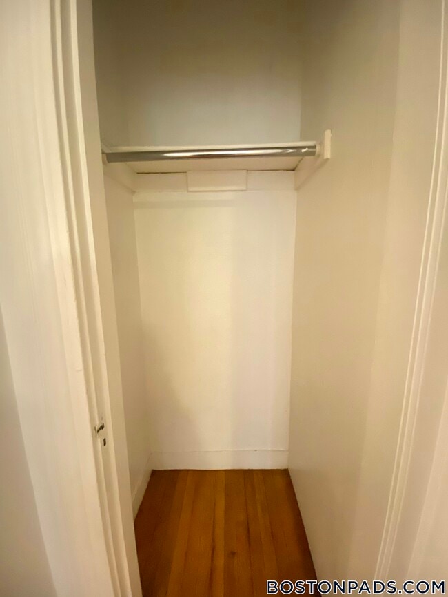 Foto del edificio - 89 Park Dr