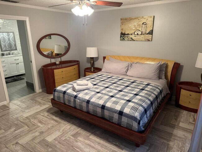Foto del edificio - 97 Deer Creek Rd