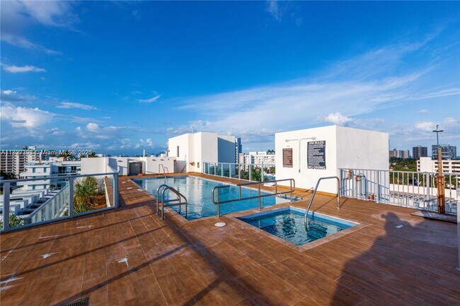 Foto del edificio - 1150 101st St