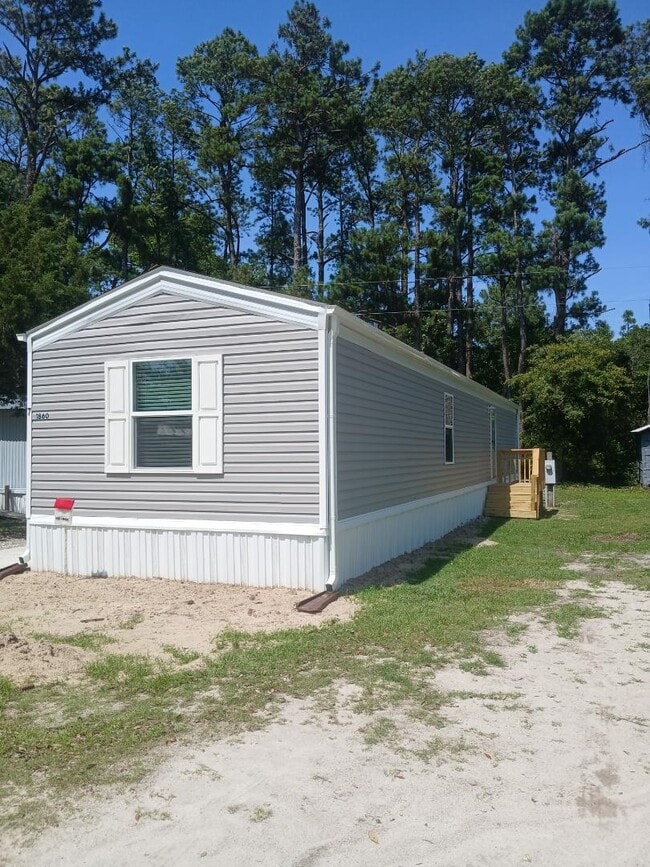 Building Photo - 1860 Holden Beach Rd SW