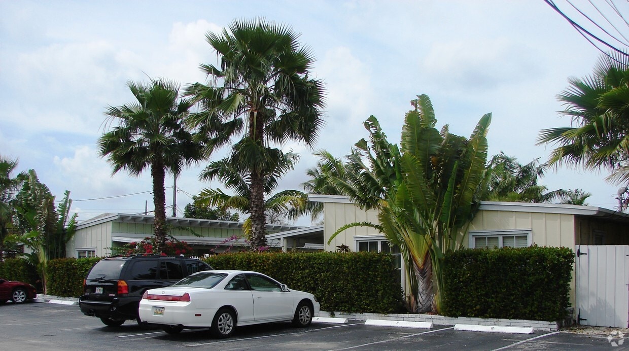 Building Photo - Ventura Apartments