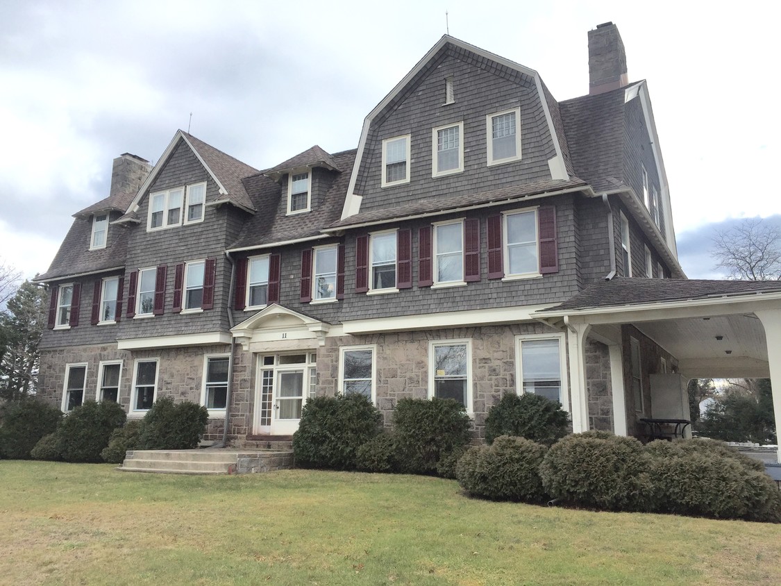Primary Photo - 207 Bank Ave. Biddle Mansion